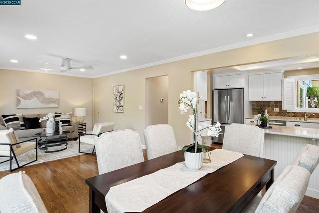 33 Leeds Ct E, Danville, CA 94526