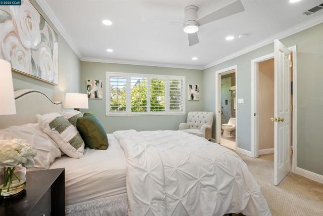 33 Leeds Ct E, Danville, CA 94526