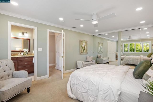 33 Leeds Ct E, Danville, CA 94526