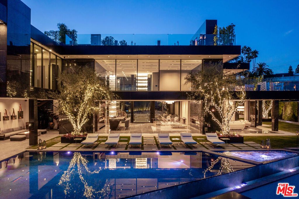 Image 2 of property listing at 1200 Bel Air Road, Los Angeles, CA 90077
