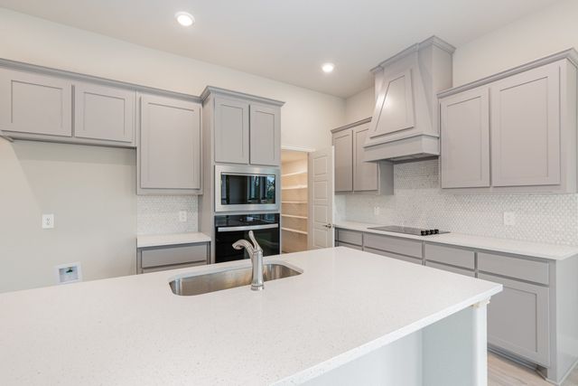 1019 Ella Drive, Desoto, TX 75115