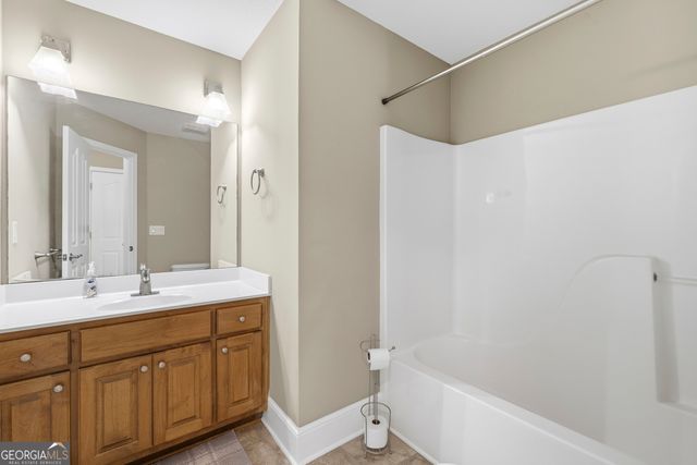 2055 Lakewood Trace, Grayson, GA 30017