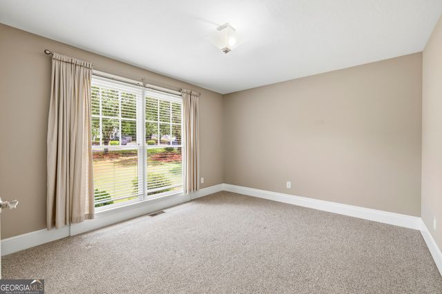 2055 Lakewood Trace, Grayson, GA 30017