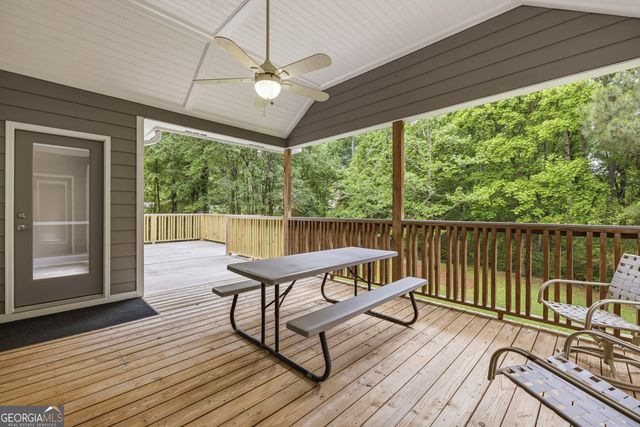 2055 Lakewood Trace, Grayson, GA 30017
