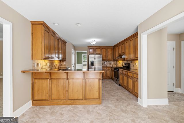 2055 Lakewood Trace, Grayson, GA 30017
