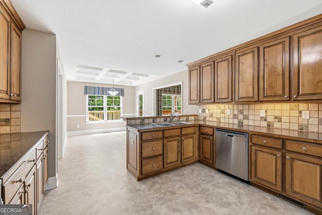 2055 Lakewood Trace, Grayson, GA 30017