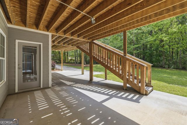 2055 Lakewood Trace, Grayson, GA 30017