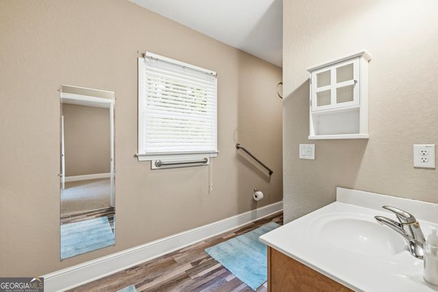2055 Lakewood Trace, Grayson, GA 30017