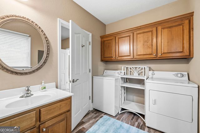 2055 Lakewood Trace, Grayson, GA 30017
