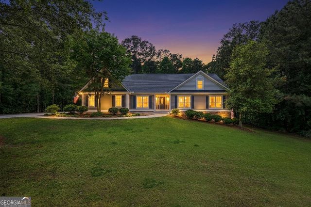2055 Lakewood Trace, Grayson, GA 30017