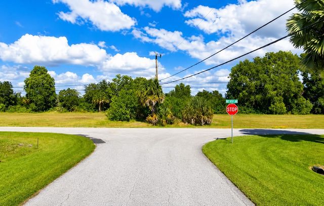 2133 NE 25TH TER, Cape Coral, FL 33909