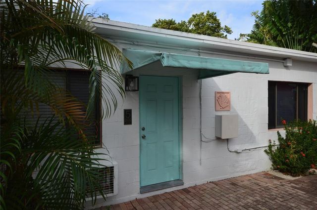835 NE 15TH Avenue 5, Fort Lauderdale, FL 33304