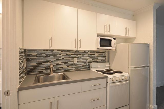 835 NE 15TH Avenue 5, Fort Lauderdale, FL 33304