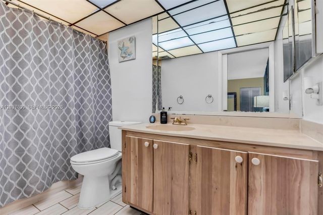 3321 NW 47th Terrace 330, Lauderdale Lakes, FL 33319