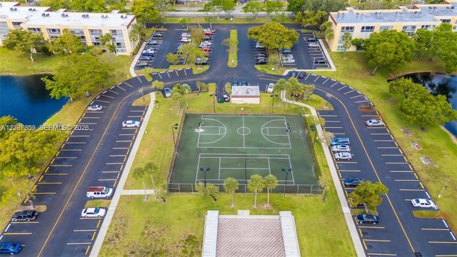 3321 NW 47th Terrace 330, Lauderdale Lakes, FL 33319