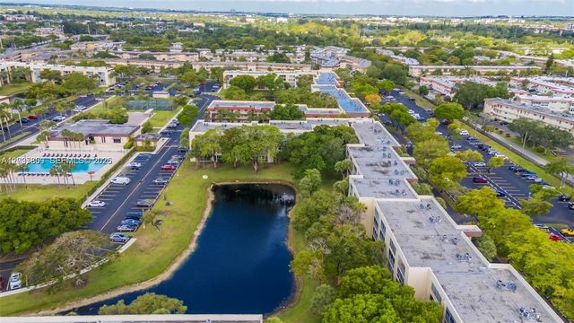 3321 NW 47th Terrace 330, Lauderdale Lakes, FL 33319
