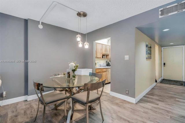 3321 NW 47th Terrace 330, Lauderdale Lakes, FL 33319