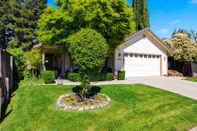 1685 Augusta Ln, Yuba City, CA 95993