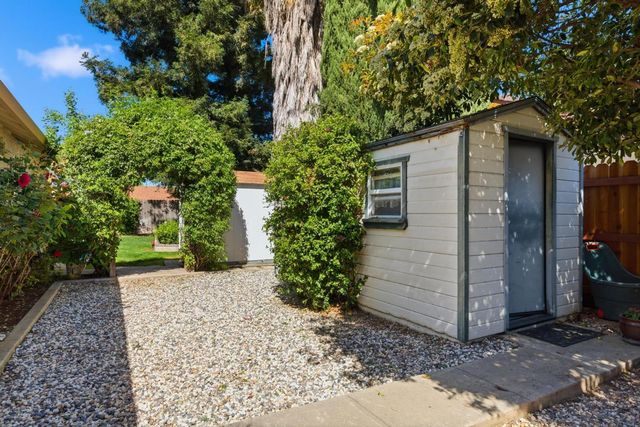 1685 Augusta Ln, Yuba City, CA 95993