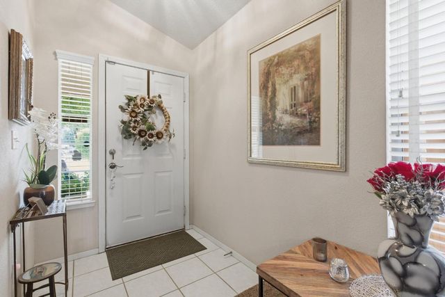 1685 Augusta Ln, Yuba City, CA 95993