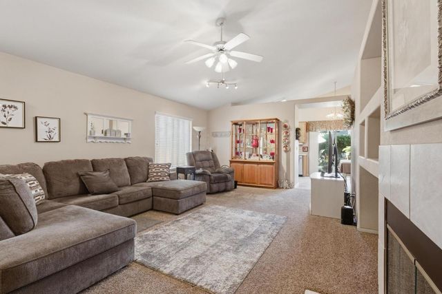 1685 Augusta Ln, Yuba City, CA 95993