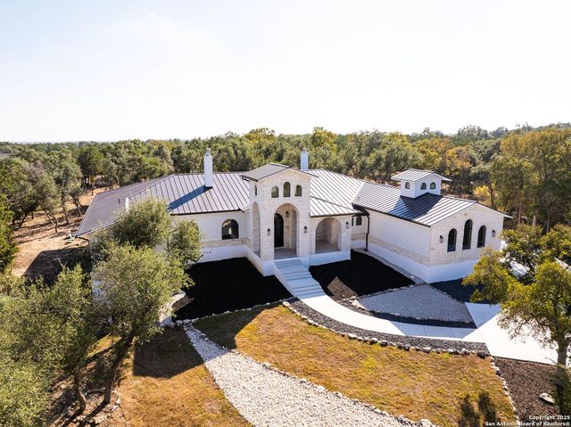 1954 Venezia, New Braunfels, TX 78132