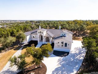 1954 Venezia, New Braunfels, TX 78132