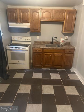 2918 FRENCH ST, Philadelphia, PA 19121