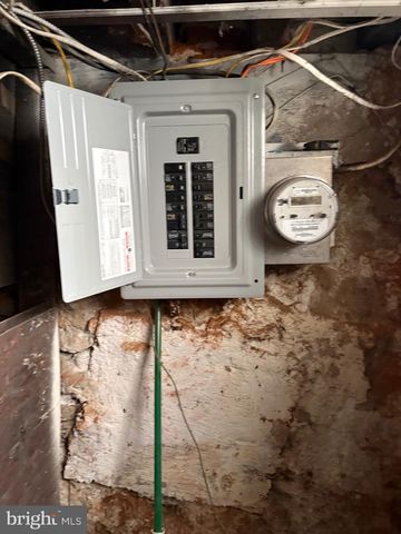 2918 FRENCH ST, Philadelphia, PA 19121