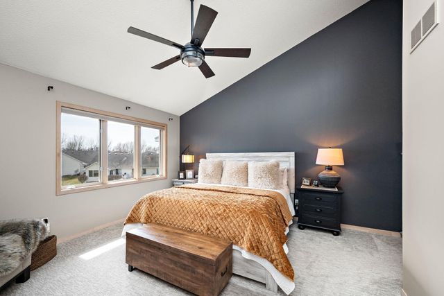 2833 Wilds Lane NW, Prior Lake, MN 55372