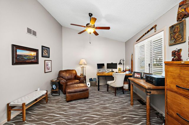 2833 Wilds Lane NW, Prior Lake, MN 55372