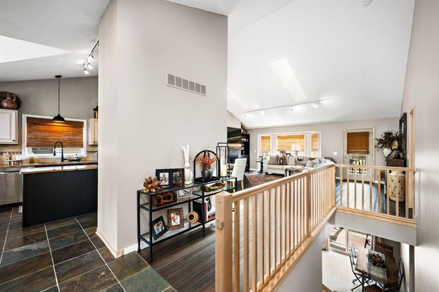2833 Wilds Lane NW, Prior Lake, MN 55372