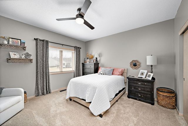 2833 Wilds Lane NW, Prior Lake, MN 55372