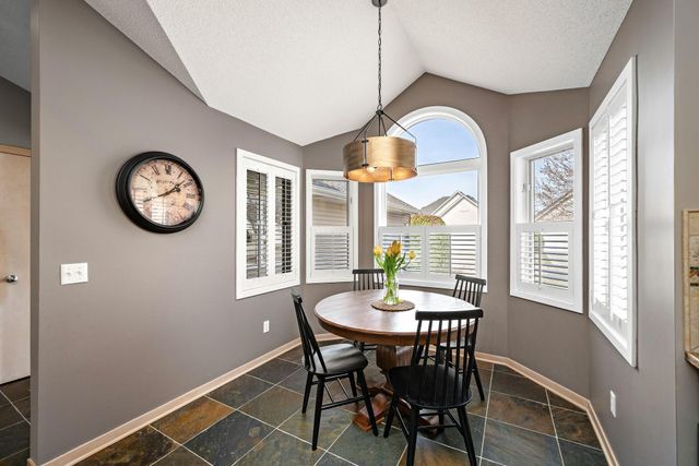 2833 Wilds Lane NW, Prior Lake, MN 55372
