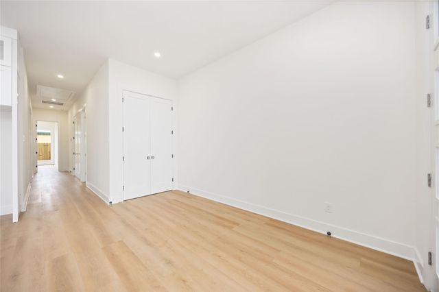 422 E 41 Street A, Houston, TX 77022