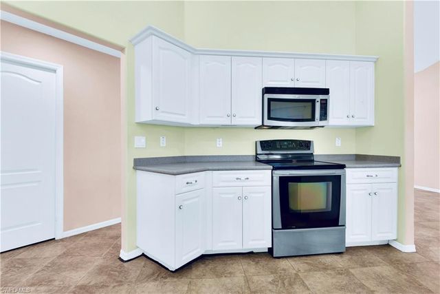 909 Magnolia AVE, Lehigh Acres, FL 33972