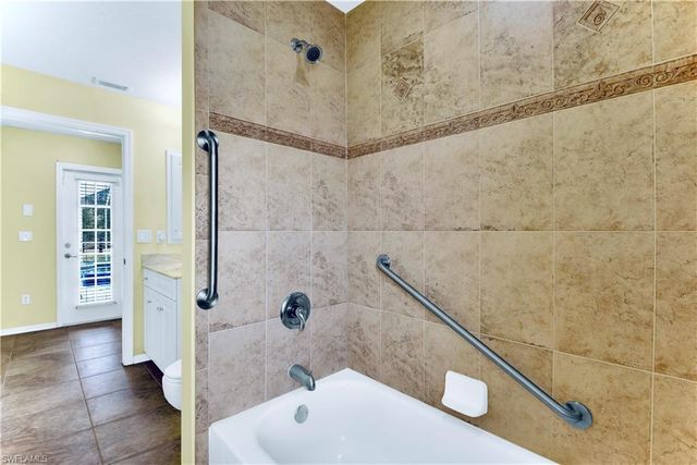 909 Magnolia AVE, Lehigh Acres, FL 33972