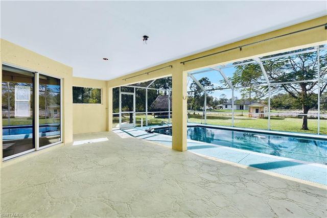 909 Magnolia AVE, Lehigh Acres, FL 33972