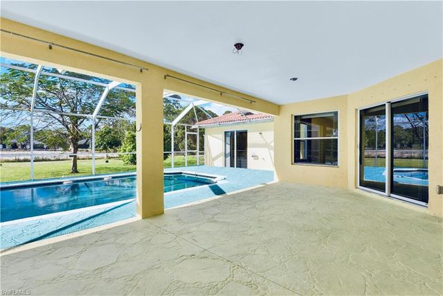 909 Magnolia AVE, Lehigh Acres, FL 33972