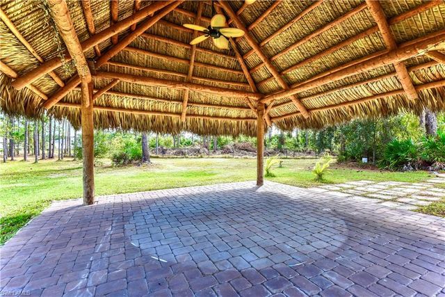 909 Magnolia AVE, Lehigh Acres, FL 33972