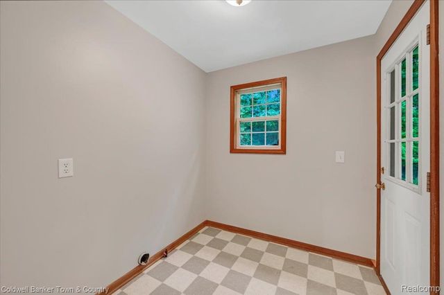 7250 Randall Drive, Deerfield Township, MI 48430
