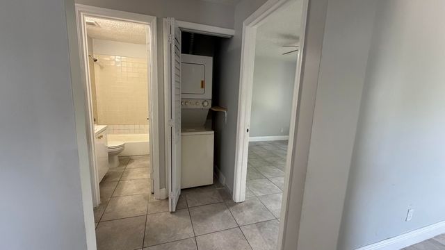 1025 SW 2nd Court 5, Fort Lauderdale, FL 33312