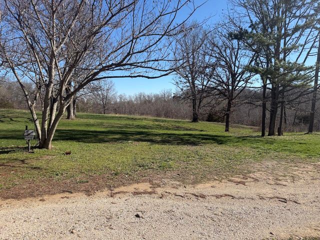 758 Highway 137, Willow Springs, MO 65793