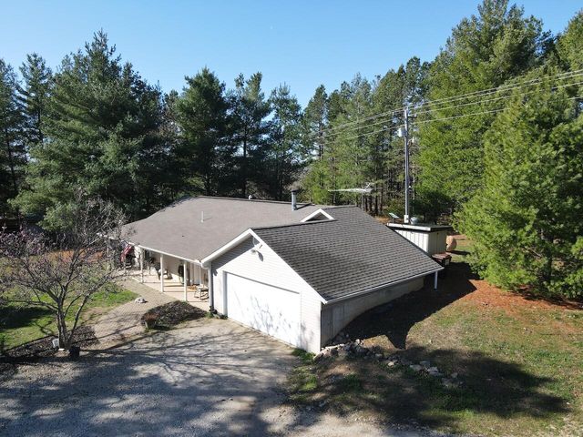 758 Highway 137, Willow Springs, MO 65793