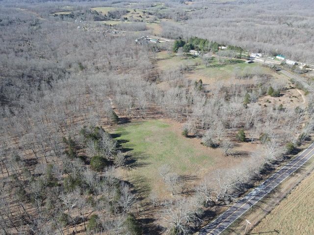 758 Highway 137, Willow Springs, MO 65793