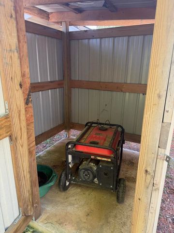 758 Highway 137, Willow Springs, MO 65793