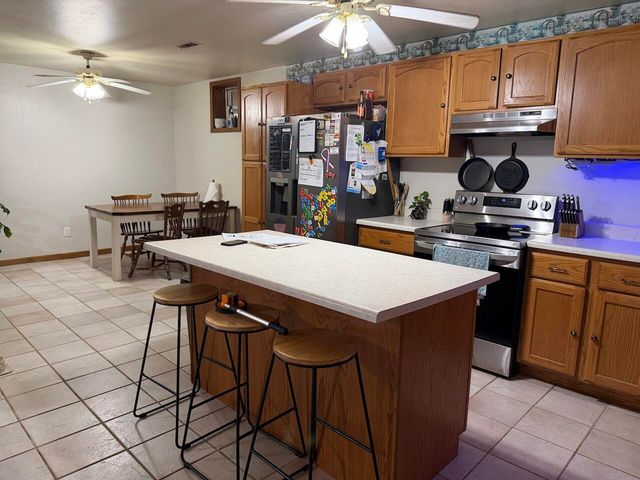 758 Highway 137, Willow Springs, MO 65793