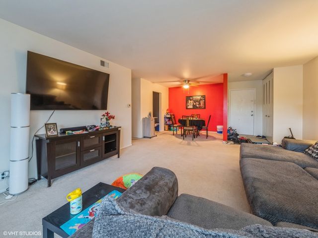 522 E Algonquin Road 200, Schaumburg, IL 60173