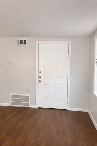 1901 40th Street 4, Galveston, TX 77550