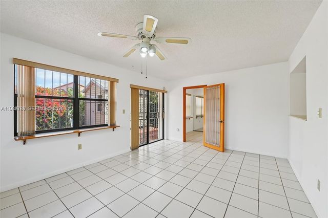 9585 SW 1st Ter, Miami, FL 33174